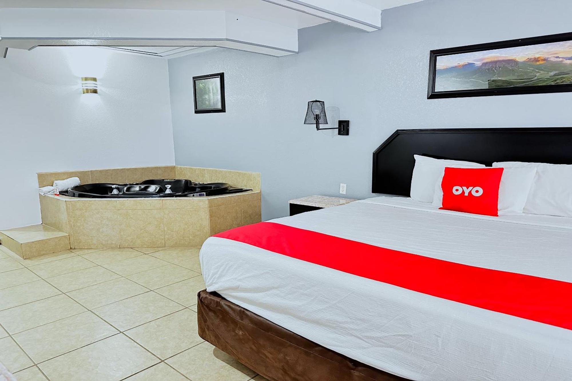 Three Rivers Executive Inn & Suites By Oyo エクステリア 写真