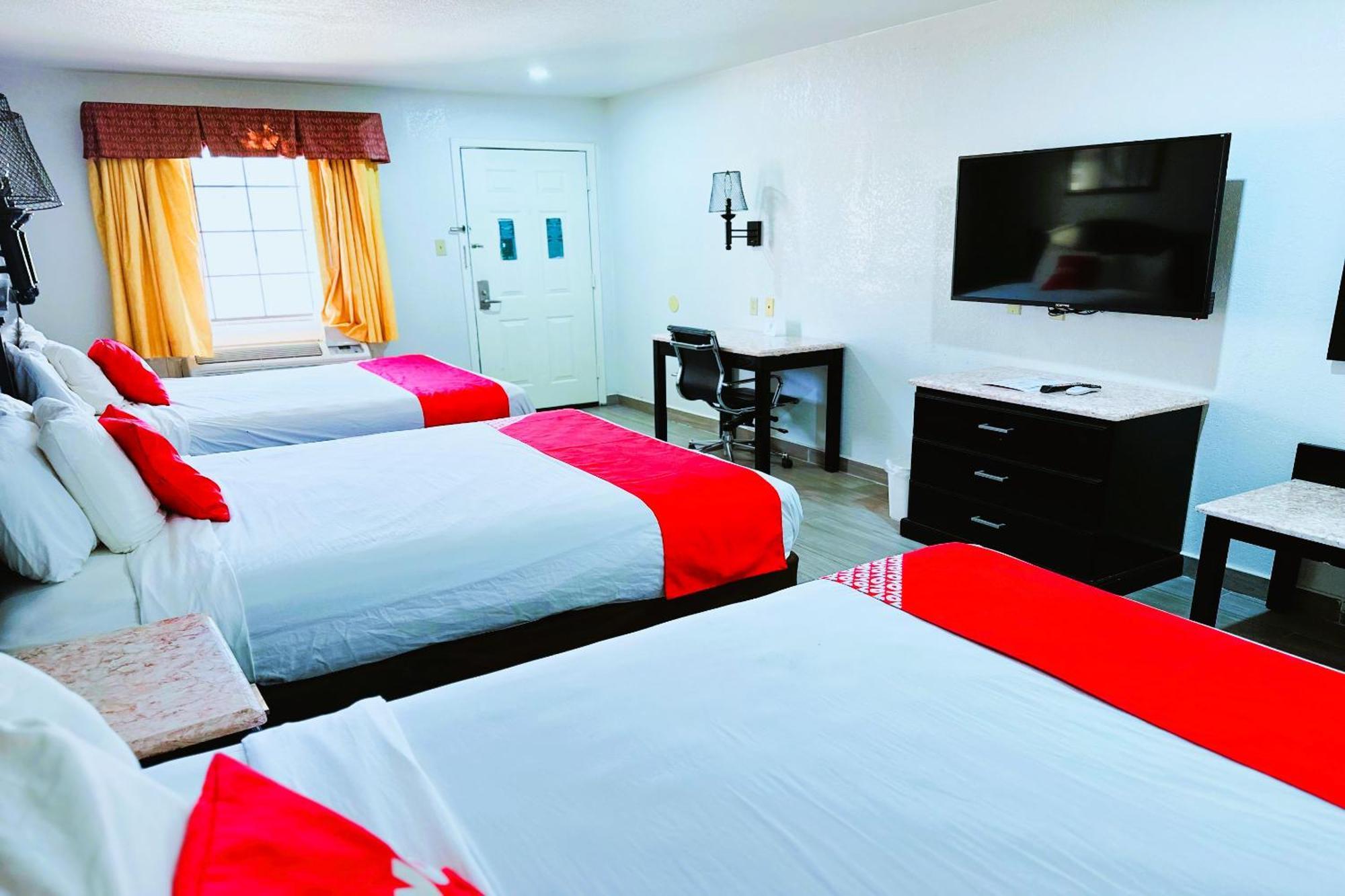 Three Rivers Executive Inn & Suites By Oyo エクステリア 写真
