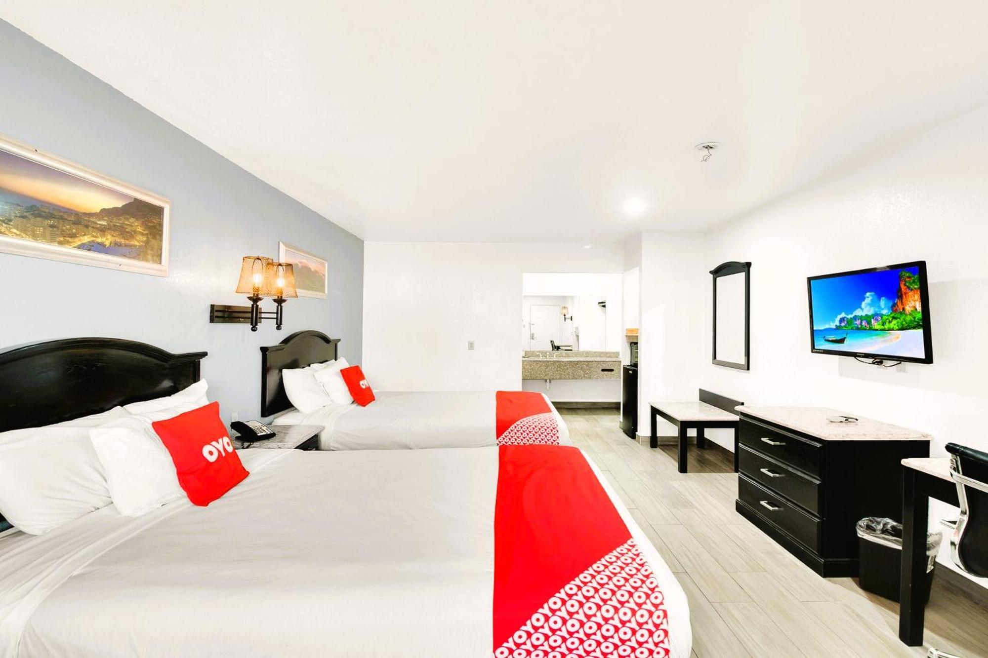 Three Rivers Executive Inn & Suites By Oyo エクステリア 写真